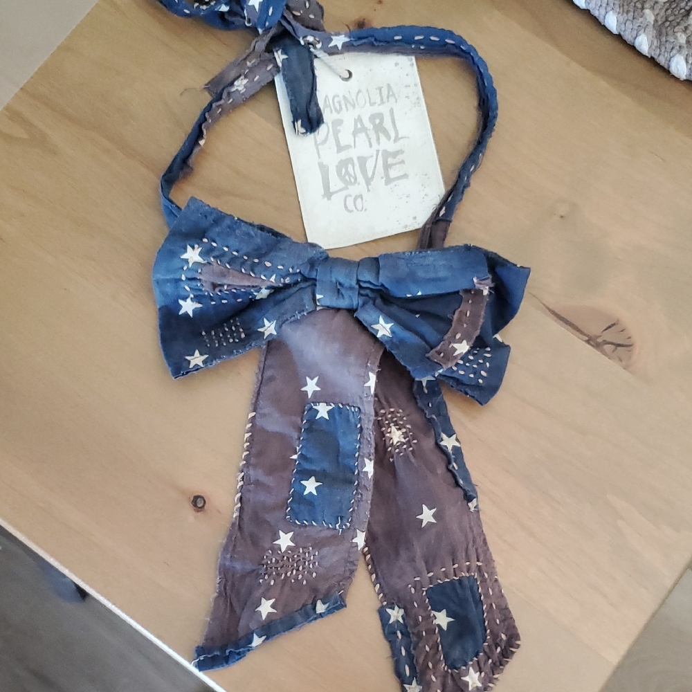 NWT Magnolia Pearl America Jabot Louie Bowtie w/ Extended Ties